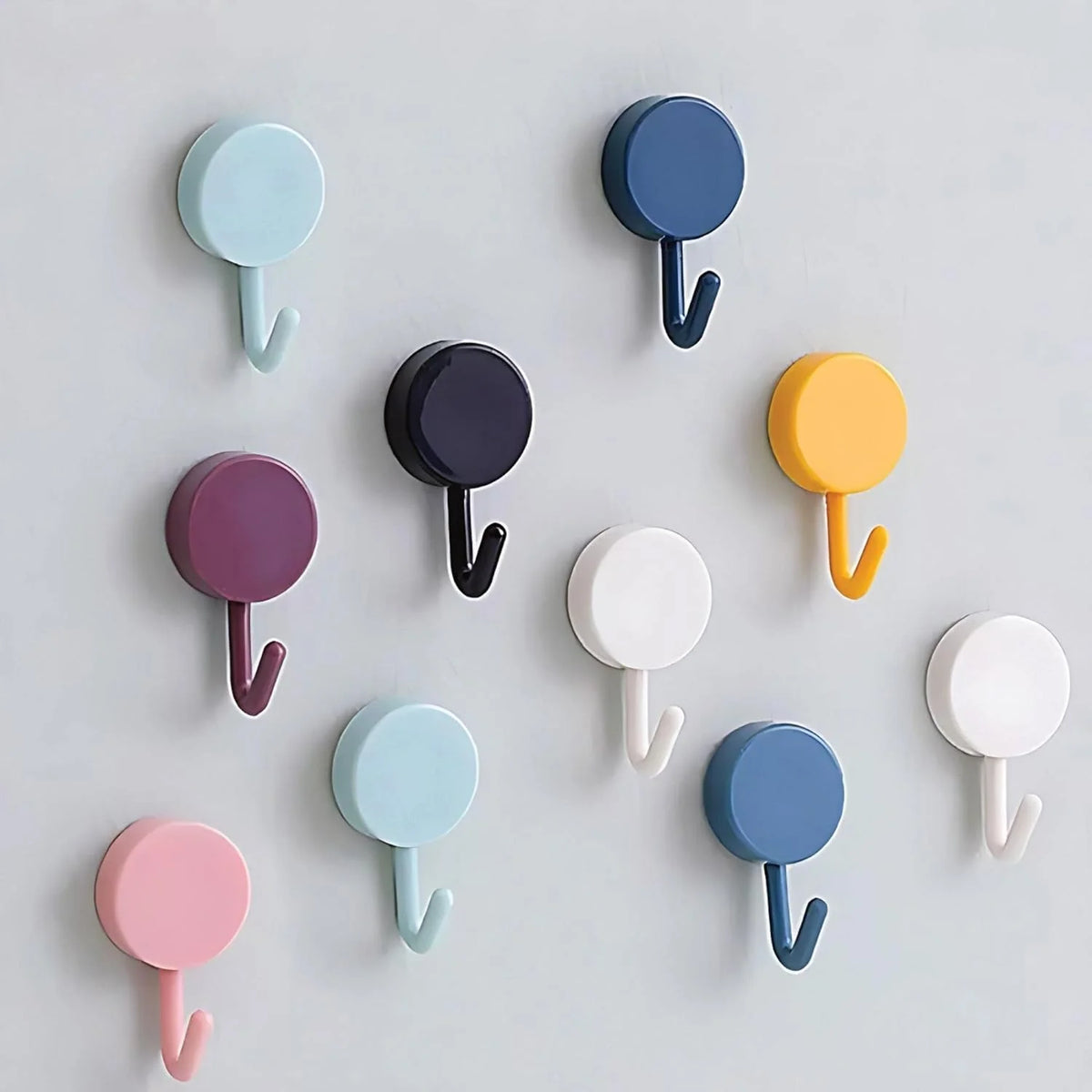 Sticky Round Hooks (16 pcs)