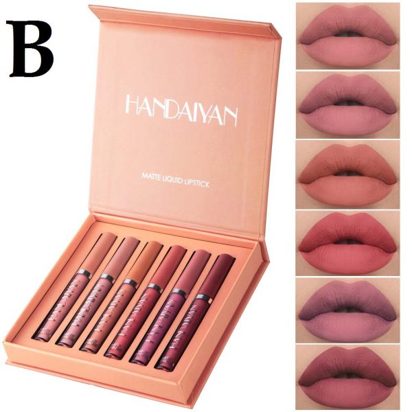 NUDE AND VIBRANT VELVET MATTE LIP GLOSS