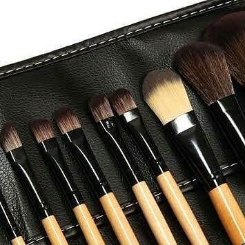 Bobby brown Brush Set