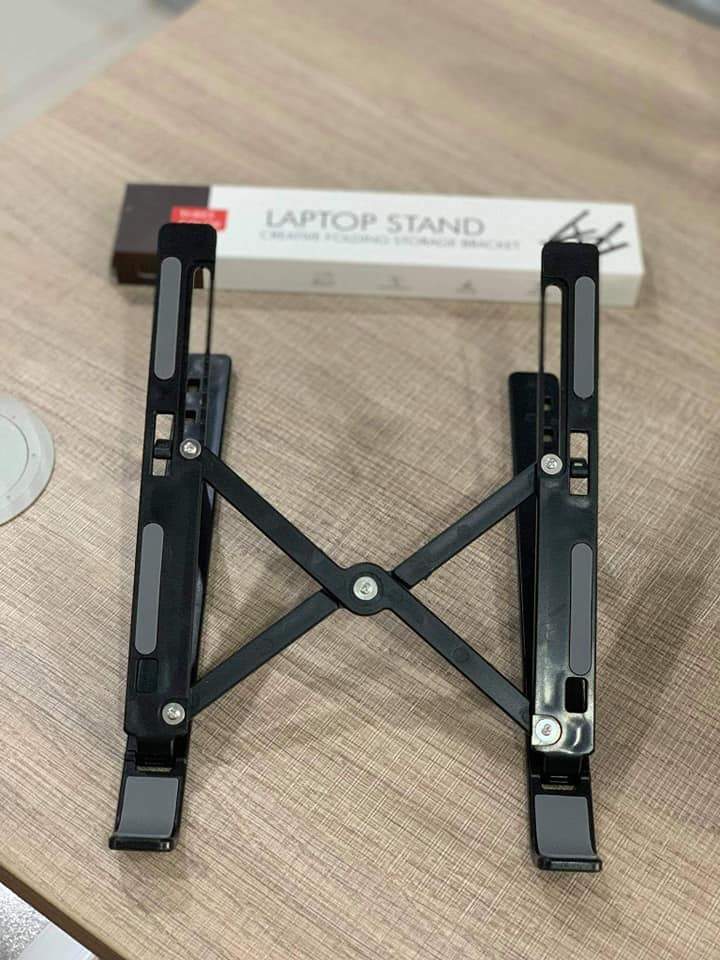 Seven Position Adjustable Laptop Stand