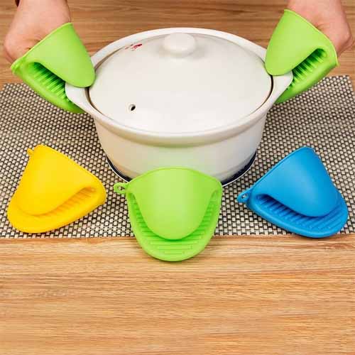 Silicone Hot Pot Holder Cooking Finger Protector ( Buy one get one free )