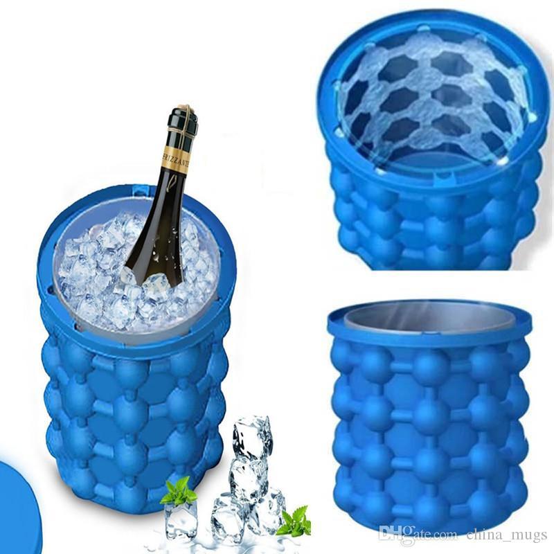 Space Saving Ice Cube Maker