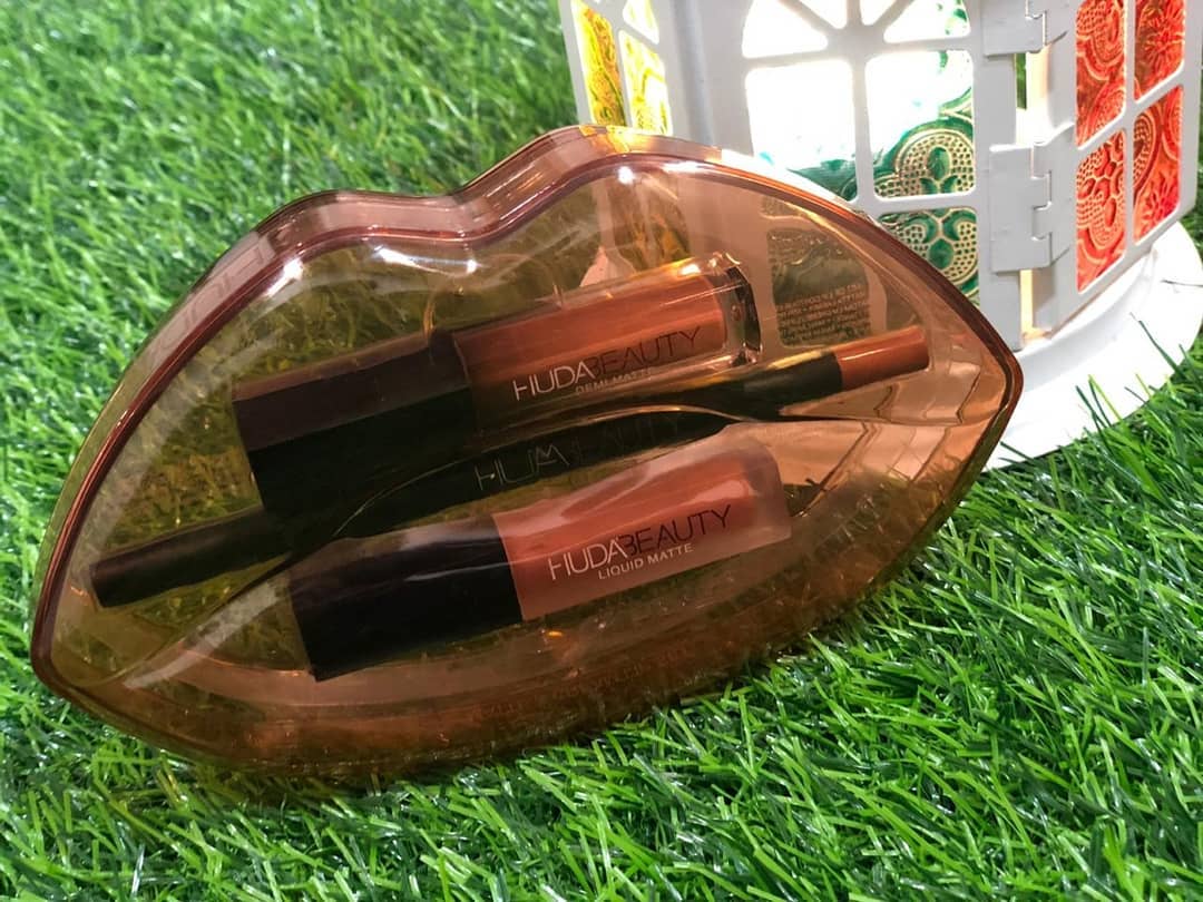 Hudabeauty pack of lip tints that contain 2 gloss and 1 lip pencil