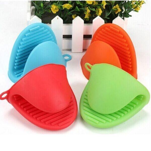 Silicone Hot Pot Holder Cooking Finger Protector ( Buy one get one free )
