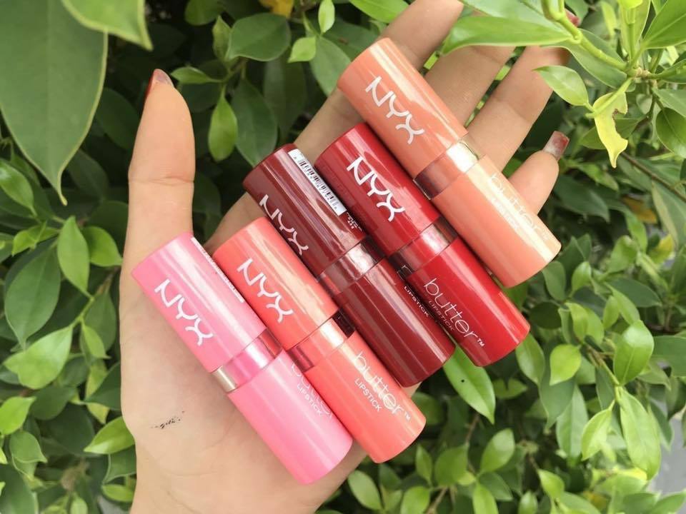 NYX MATTE LIPSTICK Pack of Twelve (12)