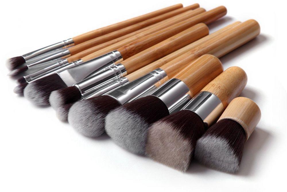 Amazing and beautiful Wooden Brush Set