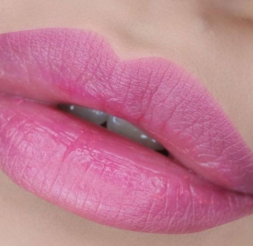 BENEFIT Benetint , Chacha , Lolli , Pose