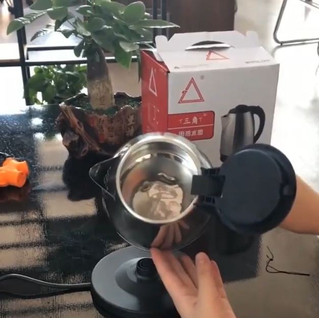 360 Degree Rotation Electric Kettle