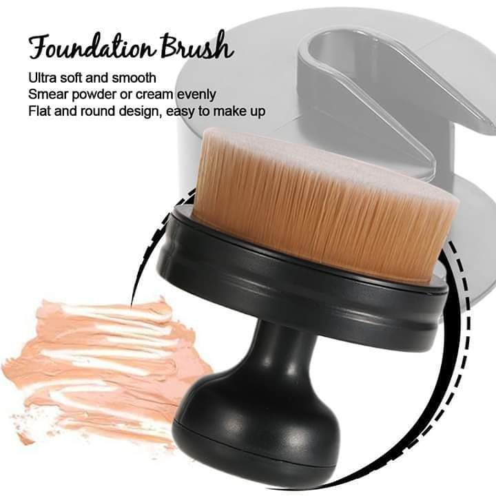 Ultra Soft and Smooth Foundation Brush