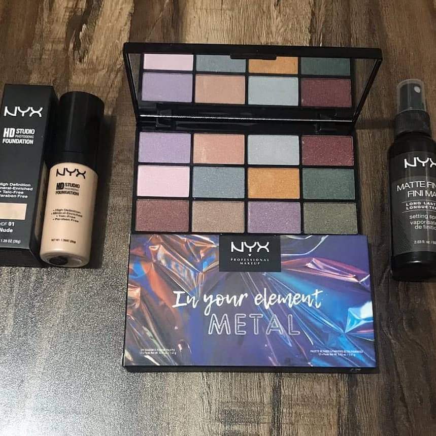 Nyx foundation + nyx fixer + nyx metal eyeshadow palette