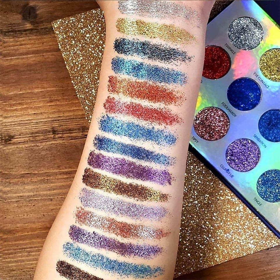 Masquerade Pressed glitters highly Pigmented