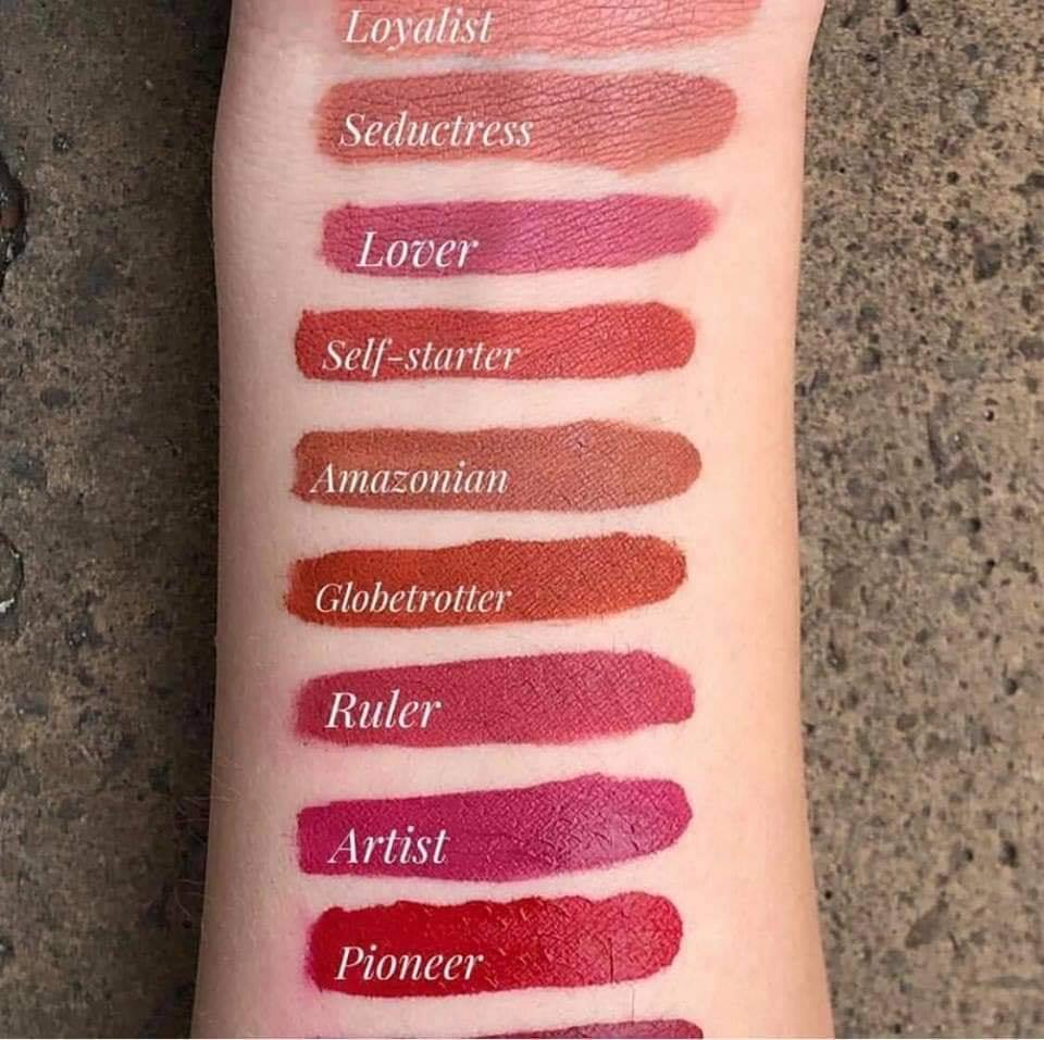 Maybelline super stay matte ink ruler