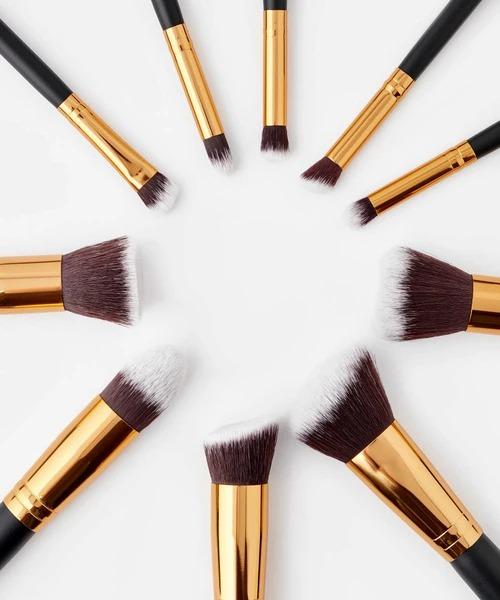SCULPT AND BLEND 10 PIECE BRUSH SET