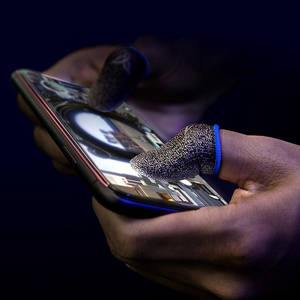 Thumbs For Mobile Gaming