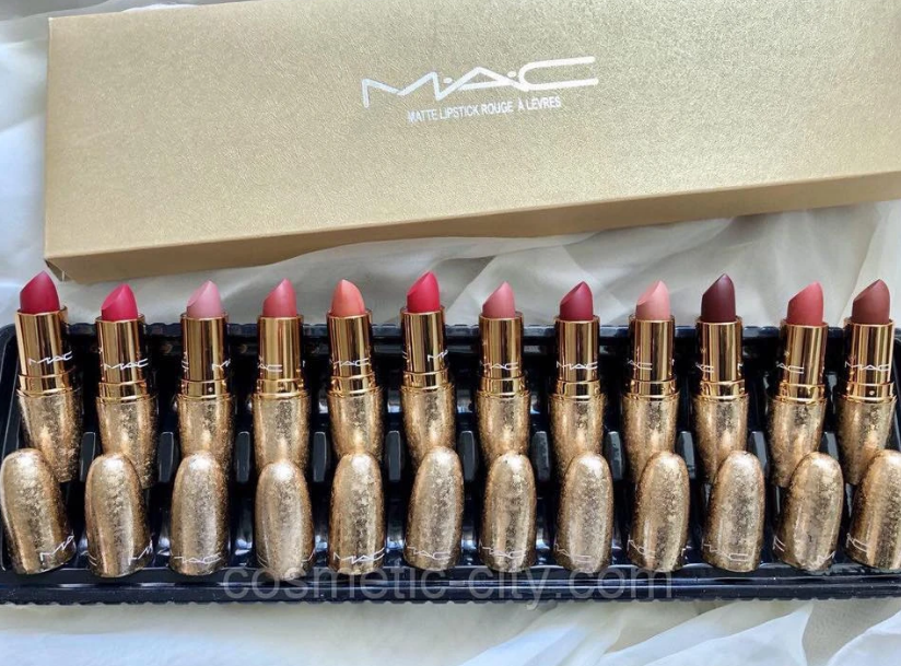 MAC MATTE LIPSTICK