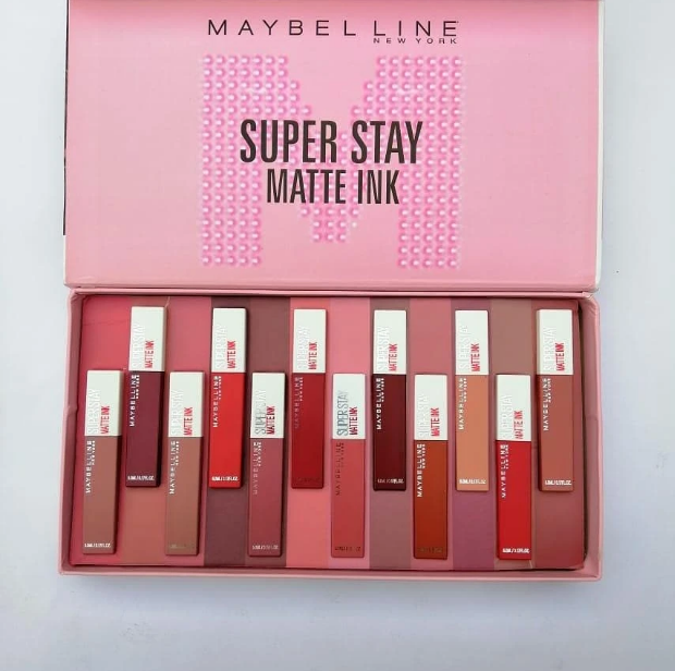 Maybelline super stay matte ink ruler