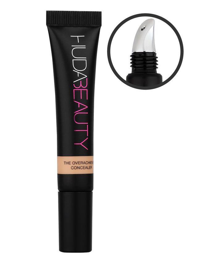 HUDA BEAUTY Overachiever Concealer