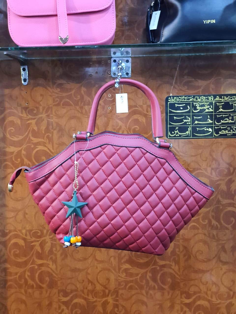 Amazing Star Clutch 006