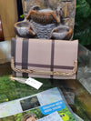 Beautiful Clutch 019