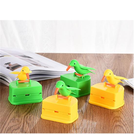 Creative and personalized household full-automatic small bird toothpick holder