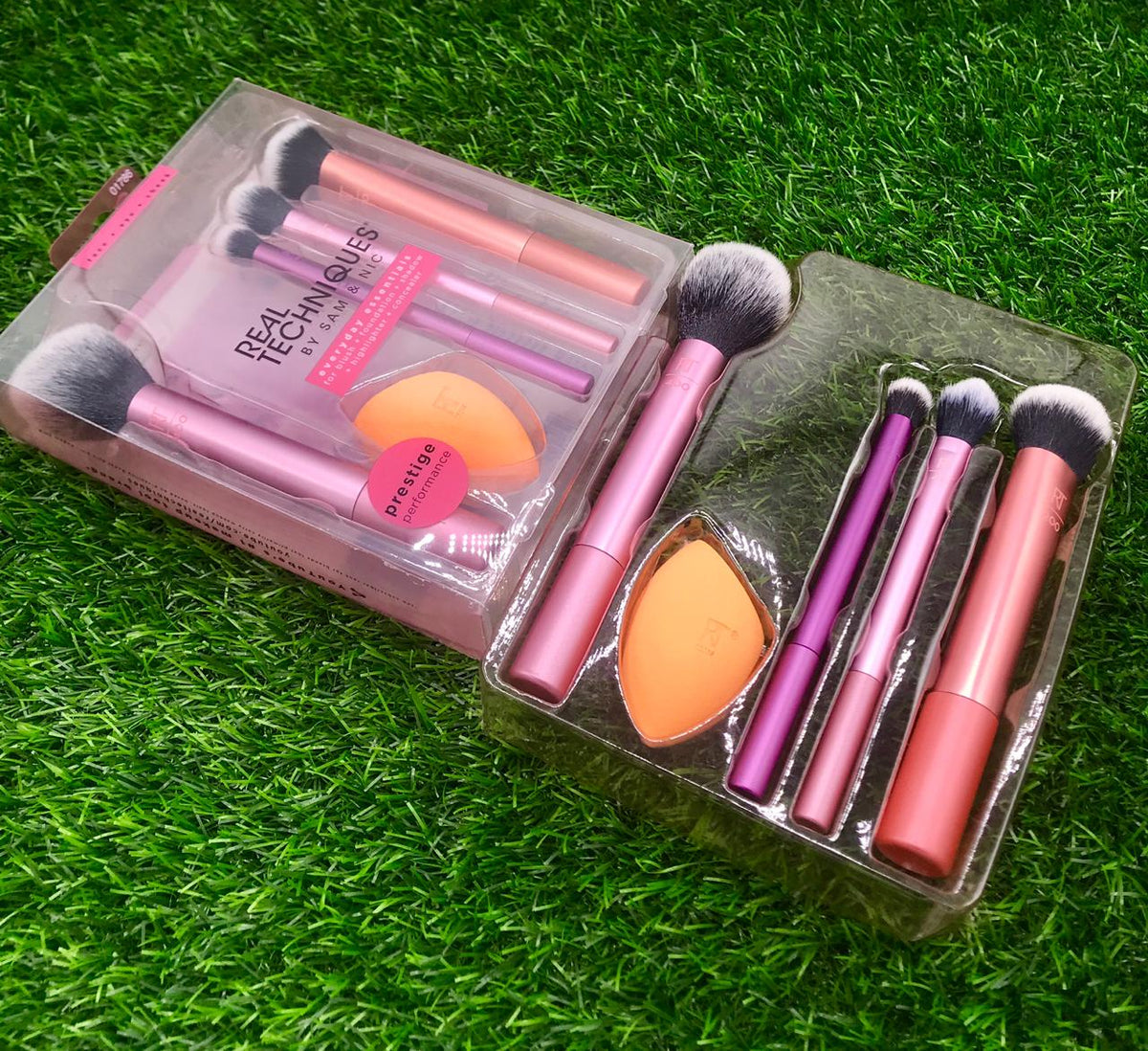 Real Techniques  Makeup Brush Set