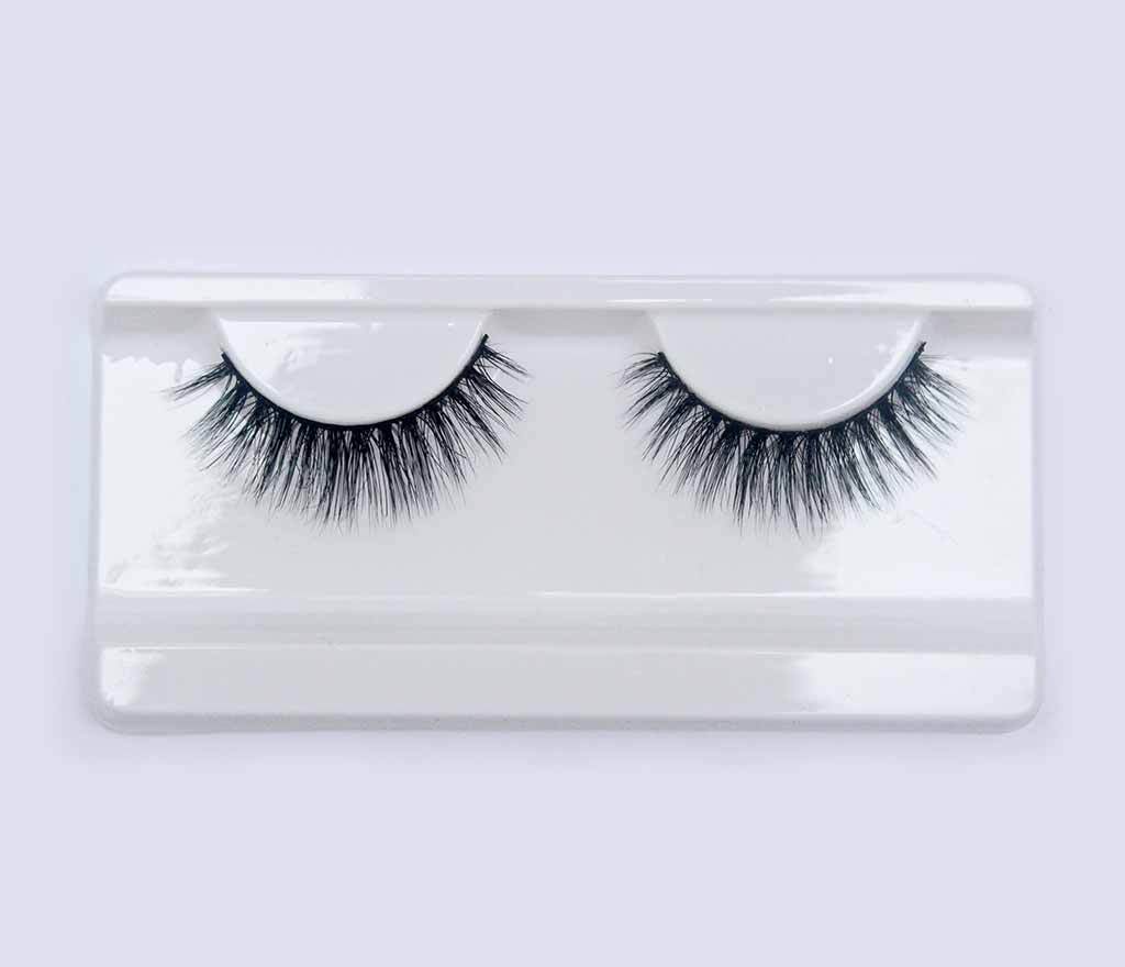 HB 3-D Eyelashes